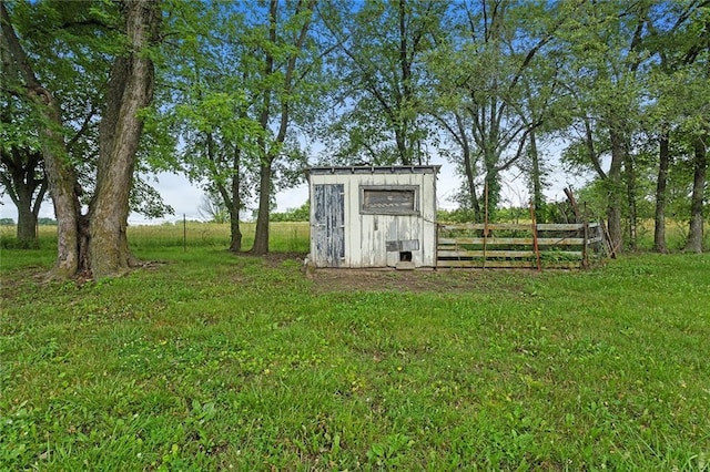 10203 Outer Rd, Odessa, MO 64076 - view of yard featuring a storage shed