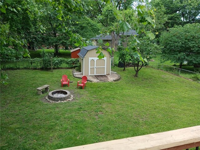 306 Hawthorne Ct, Belton, MO 64012 - photo 4