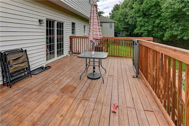 3403 E Devonshire Dr, Saint Joseph, MO 64506 - view of wooden terrace
