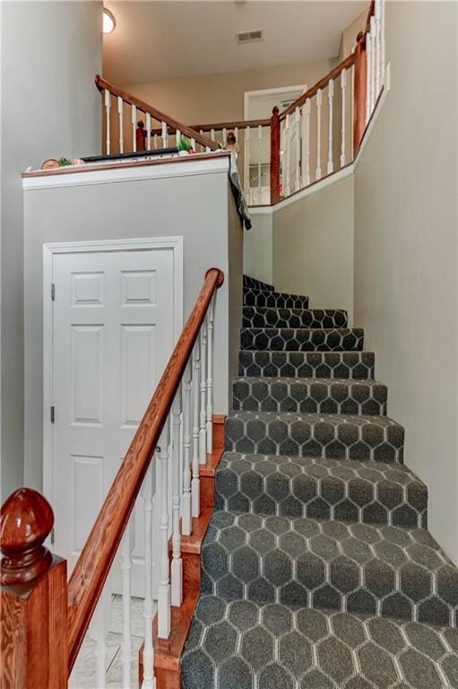 3403 E Devonshire Dr, Saint Joseph, MO 64506 - view of stairway