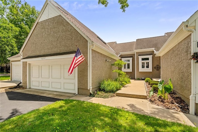 6717 W 126th Ct, Leawood, KS 66209 - photo 1
