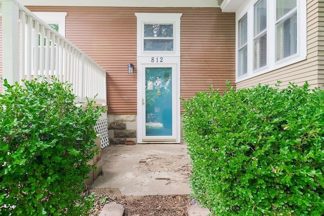 812 E Wabash St, Olathe, KS 66061 - view of exterior entry