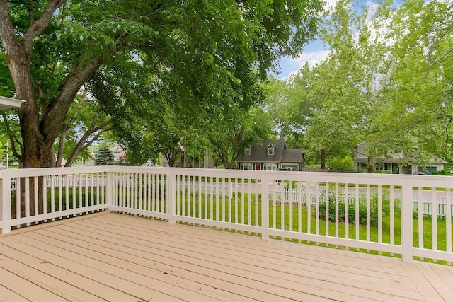 812 E Wabash St, Olathe, KS 66061 - wooden terrace with a yard
