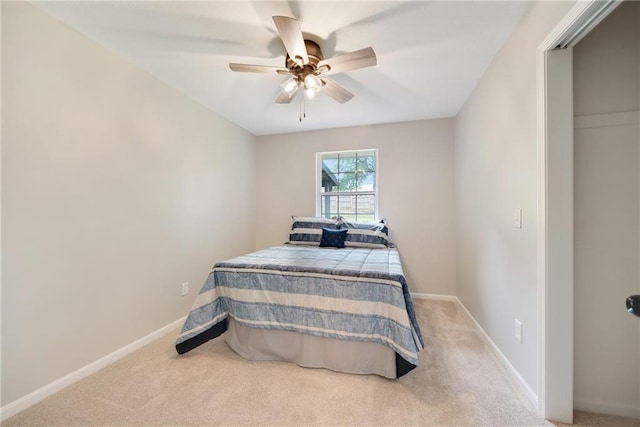 513 Forestglen Ln, Lansing, KS 66043 - bedroom with carpet flooring and a ceiling fan