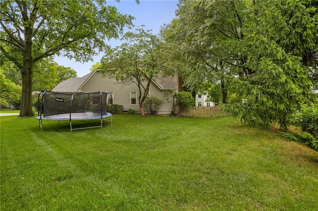 2204 W 123rd Ter, Leawood, KS 66209 - view of yard featuring a trampoline
