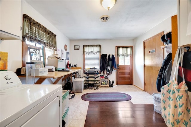3814 S Outer Belt Rd, Oak Grove, MO 64075 - foyer entrance featuring washer / clothes dryer