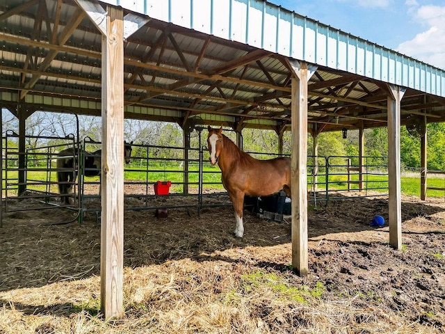 34701 E 235th St, Pleasant Hill, MO 64080 - view of horse barn