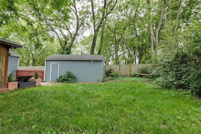 822 S Noland Rd, Independence, MO 64050 - view of yard