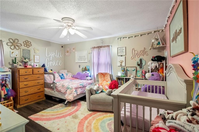 302 W 4th St, Waverly, KS 66871 - bedroom featuring wood finished floors, a textured ceiling, crown molding, and ceiling fan