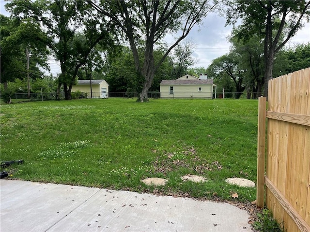13315 10th St, Grandview, MO 64030 - photo 5