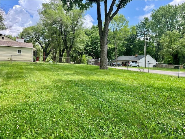 13315 10th St, Grandview, MO 64030 - photo 6