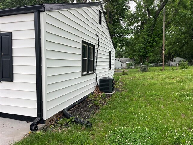 13315 10th St, Grandview, MO 64030 - photo 9