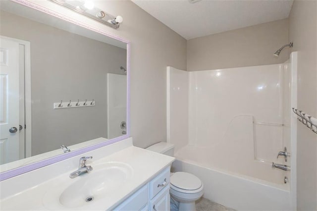 7503 N Lewis Ave, Kansas City, MO 64158 - full bath featuring vanity and bathtub / shower combination