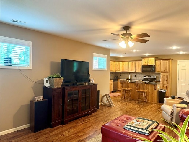 4705 N Creek Wood Dr, Saint Joseph, MO 64507 - photo 5
