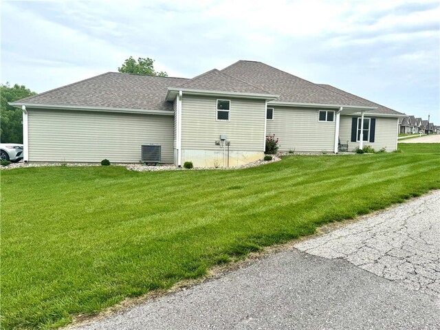 4705 N Creek Wood Dr, Saint Joseph, MO 64507 - photo 29