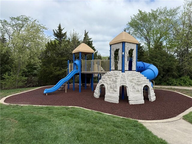 22112 W 80th Ter, Shawnee, KS 66220 - communal playground featuring a yard