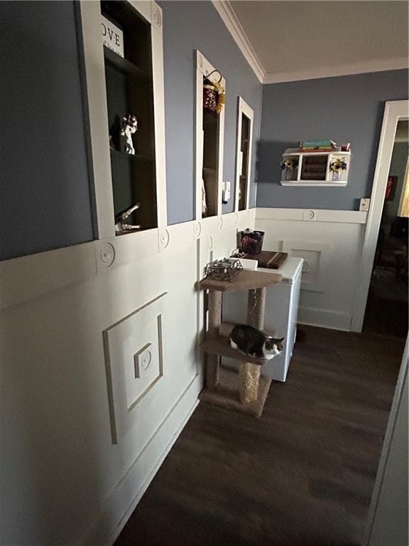 112 W Neosho St, Iola, KS 66749 - hall featuring crown molding and wood finished floors