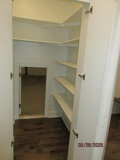 7031 N London Ave, Kansas City, MO 64151 - view of storage area