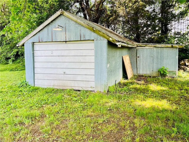 211 W 22nd St, Higginsville, MO 64037 - view of detached garage