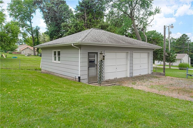 4511 NE 45th St, Kansas City, MO 64117 - view of detached garage