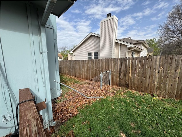 6315 Hallet St, Shawnee, KS 66216 - view of side of property