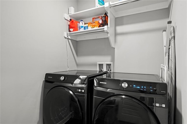 8810 SW 9th Ter, Blue Springs, MO 64064 - washroom featuring washer and clothes dryer