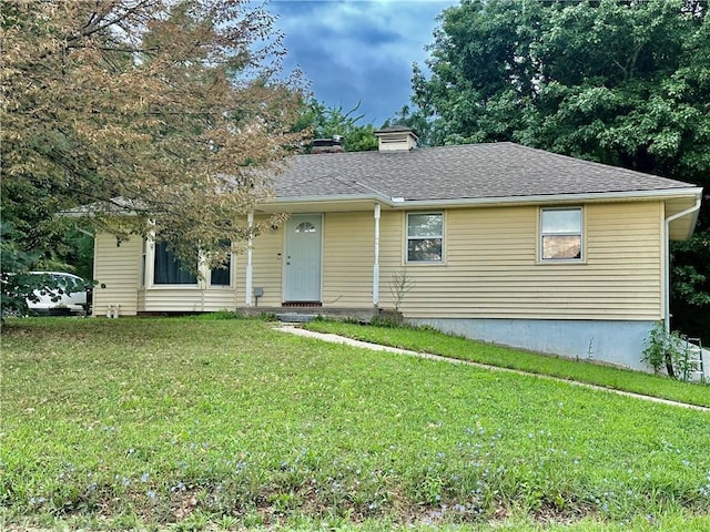 3625 Lake Shore Dr, Odessa, MO 64076 - photo 1