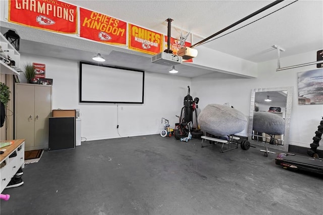 7907 W 59th Ter, Merriam, KS 66202 - garage featuring a garage door opener