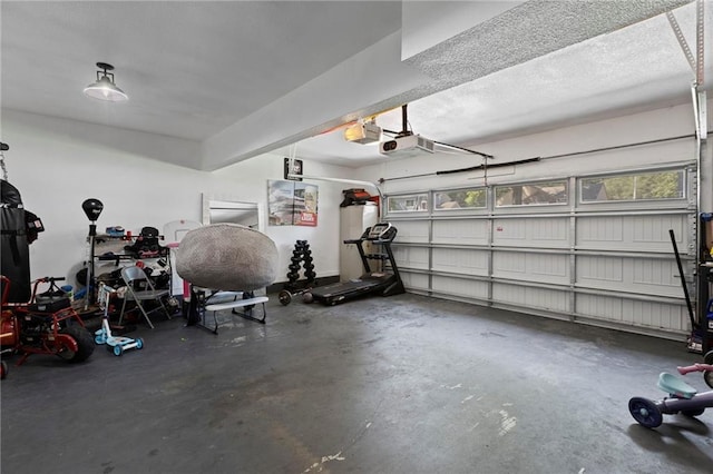 7907 W 59th Ter, Merriam, KS 66202 - garage featuring a garage door opener