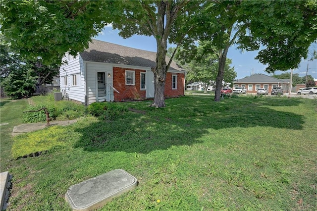 8 S Mulberry St, Louisburg, KS 66053 - view of green lawn
