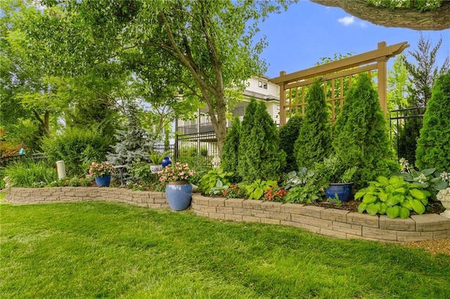 14208 Larsen St, Overland Park, KS 66221 - view of yard