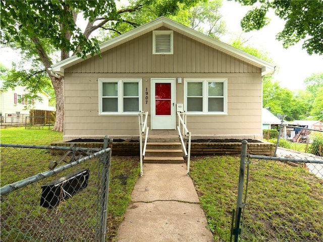 1907 S Evanston Ave, Independence, MO 64052 - photo 1