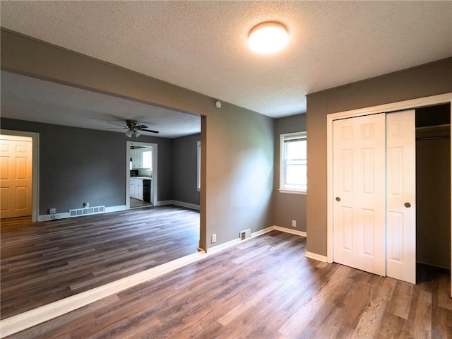 1907 S Evanston Ave, Independence, MO 64052 - photo 2