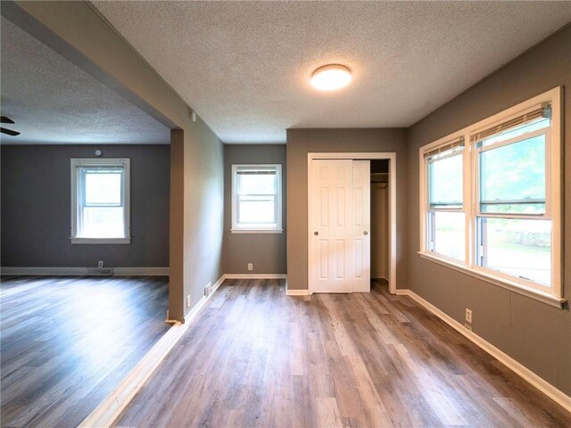 1907 S Evanston Ave, Independence, MO 64052 - photo 3