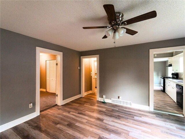 1907 S Evanston Ave, Independence, MO 64052 - photo 6