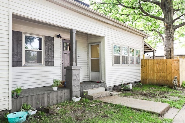 300 Brown Ave, Osawatomie, KS 66064 - view of exterior entry