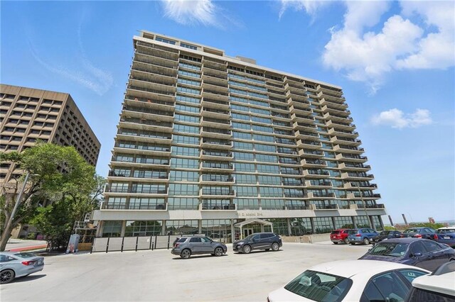 600 E Admiral Blvd Unit 1603, Kansas City, MO 64106 - photo 35