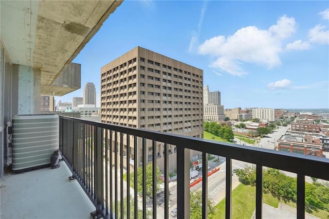 600 E Admiral Blvd Unit 1603, Kansas City, MO 64106 - photo 1