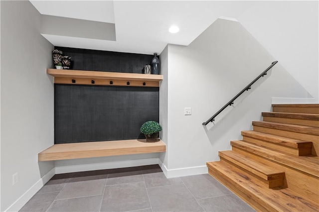 6111 Persimmon Ct, Parkville, MO 64152 - mudroom with baseboards, tile patterned floors, and recessed lighting