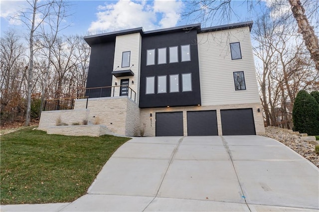 6111 Persimmon Ct, Parkville, MO 64152 - modern home with a garage, driveway, and a front yard