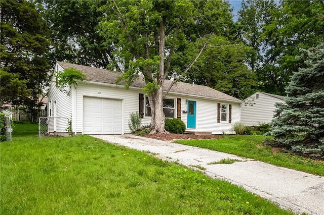1100 NE 67th Ter, Gladstone, MO 64118 - photo 1