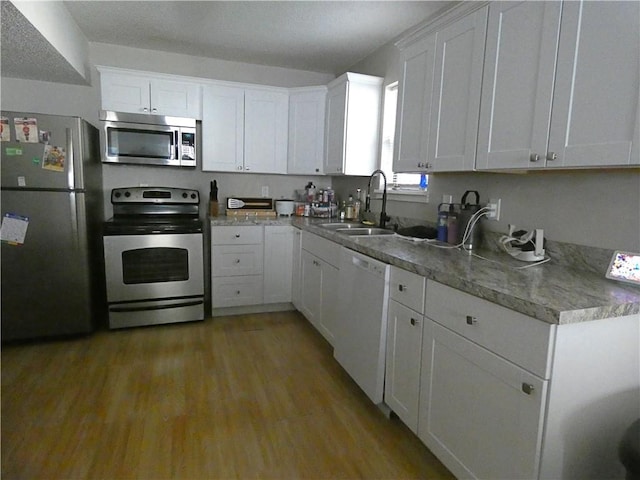 624 Spruce St, Leavenworth, KS 66048 - photo 3