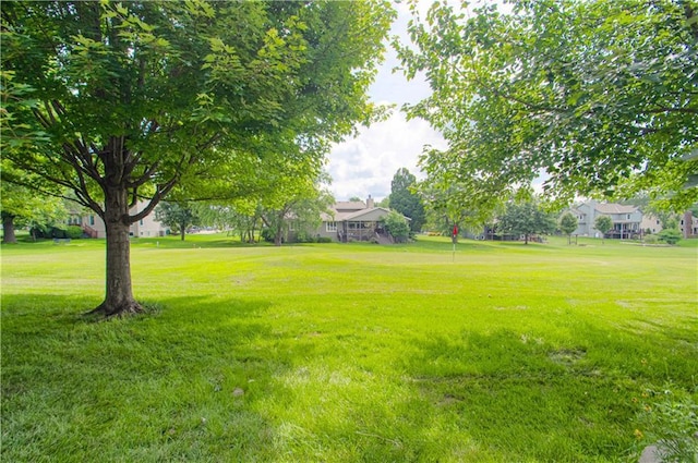 18765 S Alden St, Olathe, KS 66062 - view of green lawn