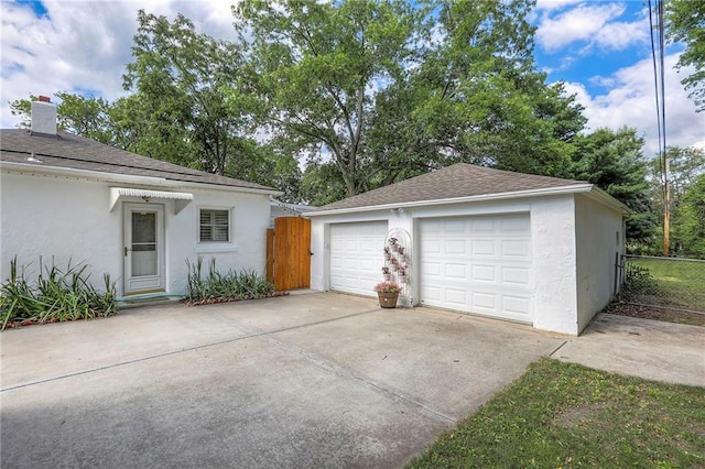 115 NE Green St, Lees Summit, MO 64063 - view of detached garage