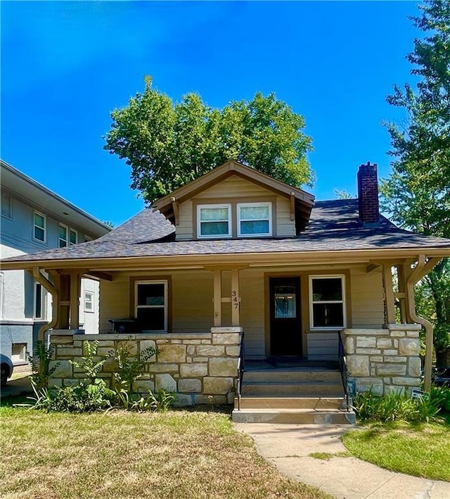 347 Lawn Ave, Kansas City, MO 64124 - photo 2