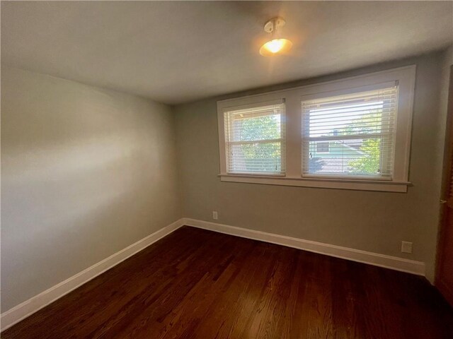 347 Lawn Ave, Kansas City, MO 64124 - photo 11