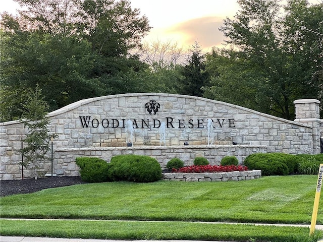 8709 Pine St, Lenexa, KS 66220 - community / neighborhood sign with a yard