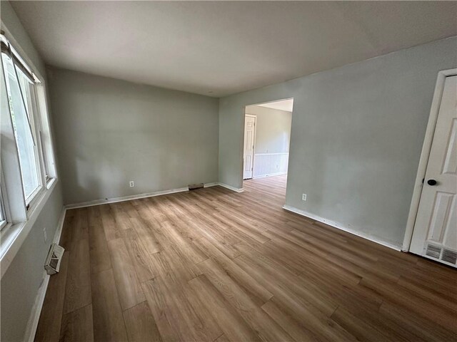 11313 Donnelly Ave, Kansas City, MO 64134 - photo 2