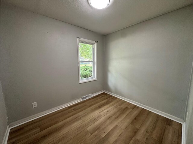 11313 Donnelly Ave, Kansas City, MO 64134 - photo 9