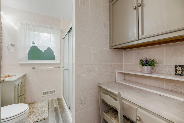 5242 N Cambridge Ave, Kansas City, MO 64119 - photo 17
